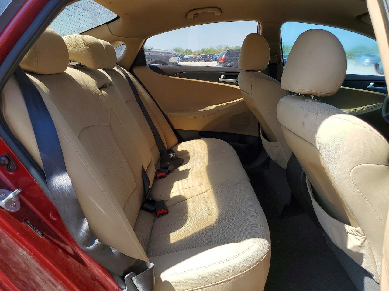 2014 HYUNDAI SONATA GLS photo 19