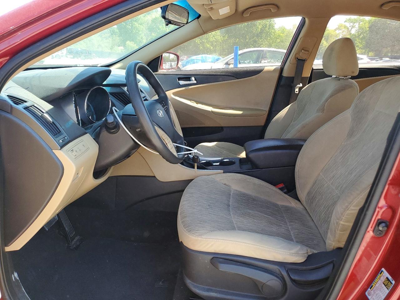 2014 HYUNDAI SONATA GLS photo 13
