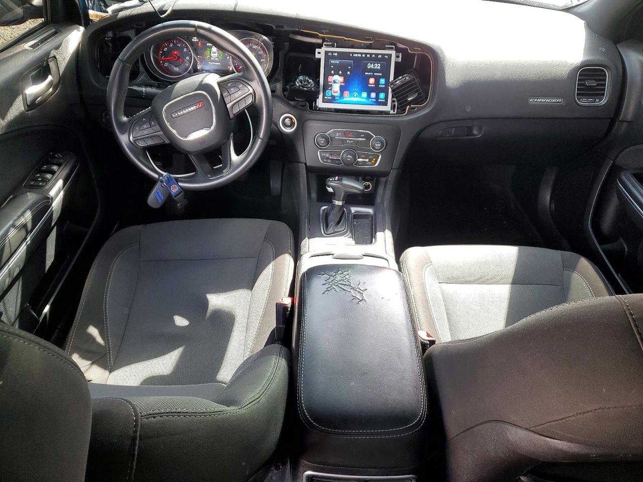 2015 DODGE CHARGER SE photo 22