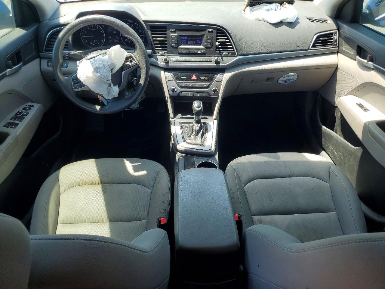 2017 HYUNDAI ELANTRA SE photo 22