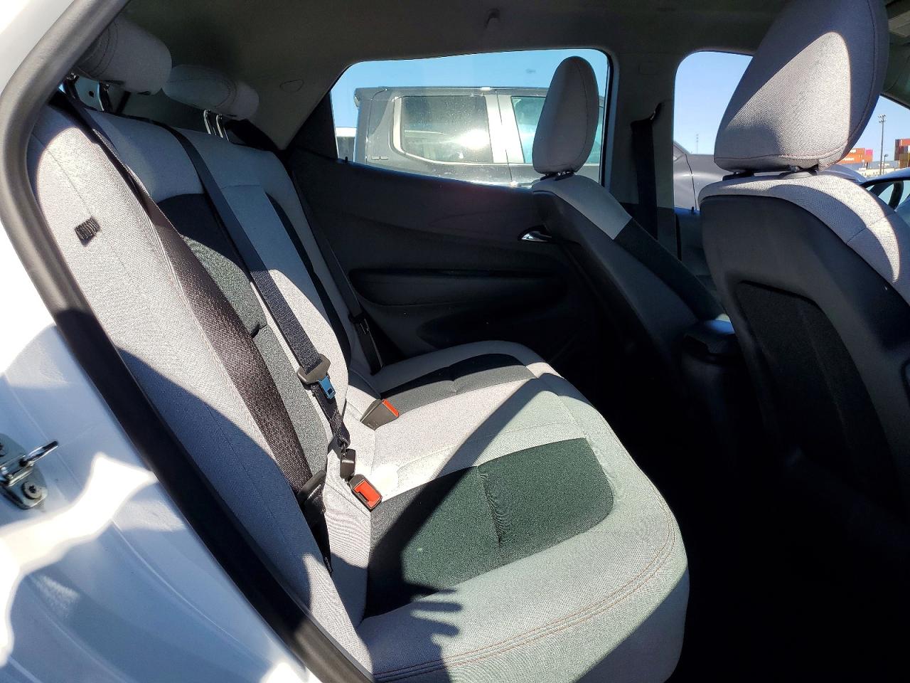 2020 CHEVROLET BOLT EV LT photo 28