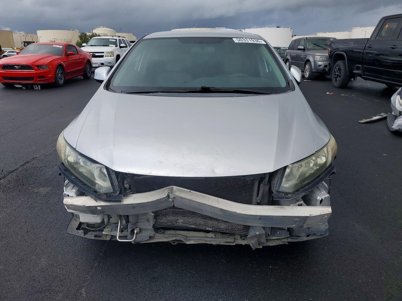 2013 HONDA CIVIC LX photo 9