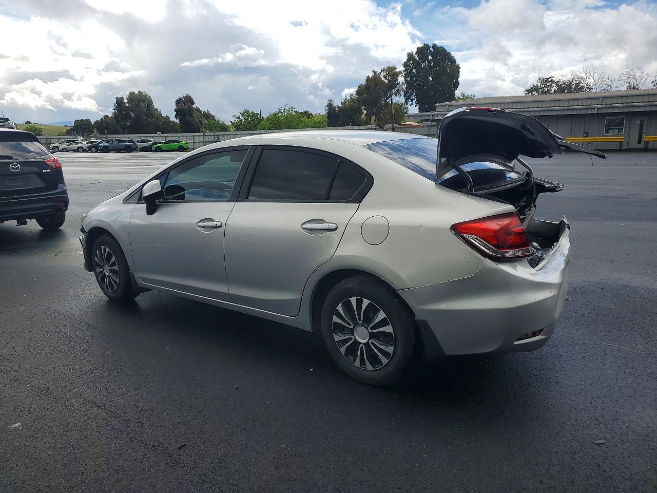 2013 HONDA CIVIC LX photo 3