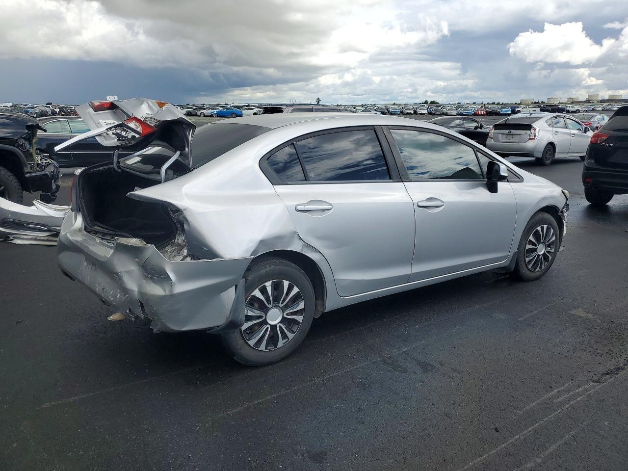 2013 HONDA CIVIC LX photo 5