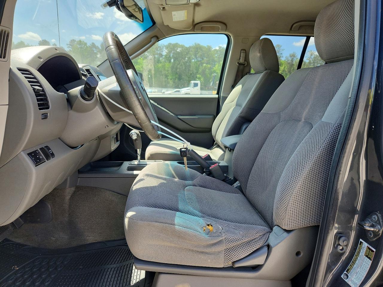 2011 NISSAN FRONTIER S photo 19