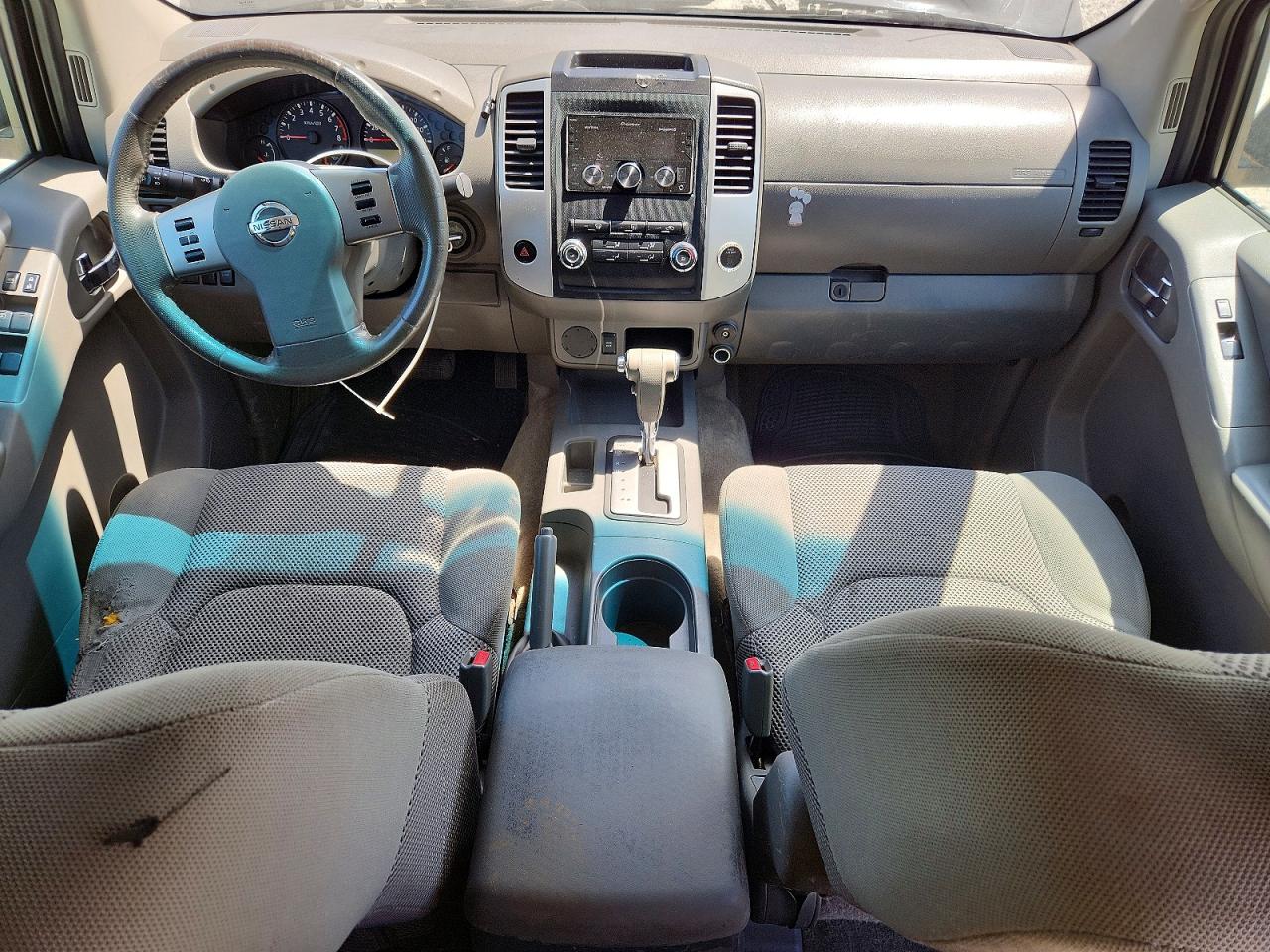 2011 NISSAN FRONTIER S photo 22