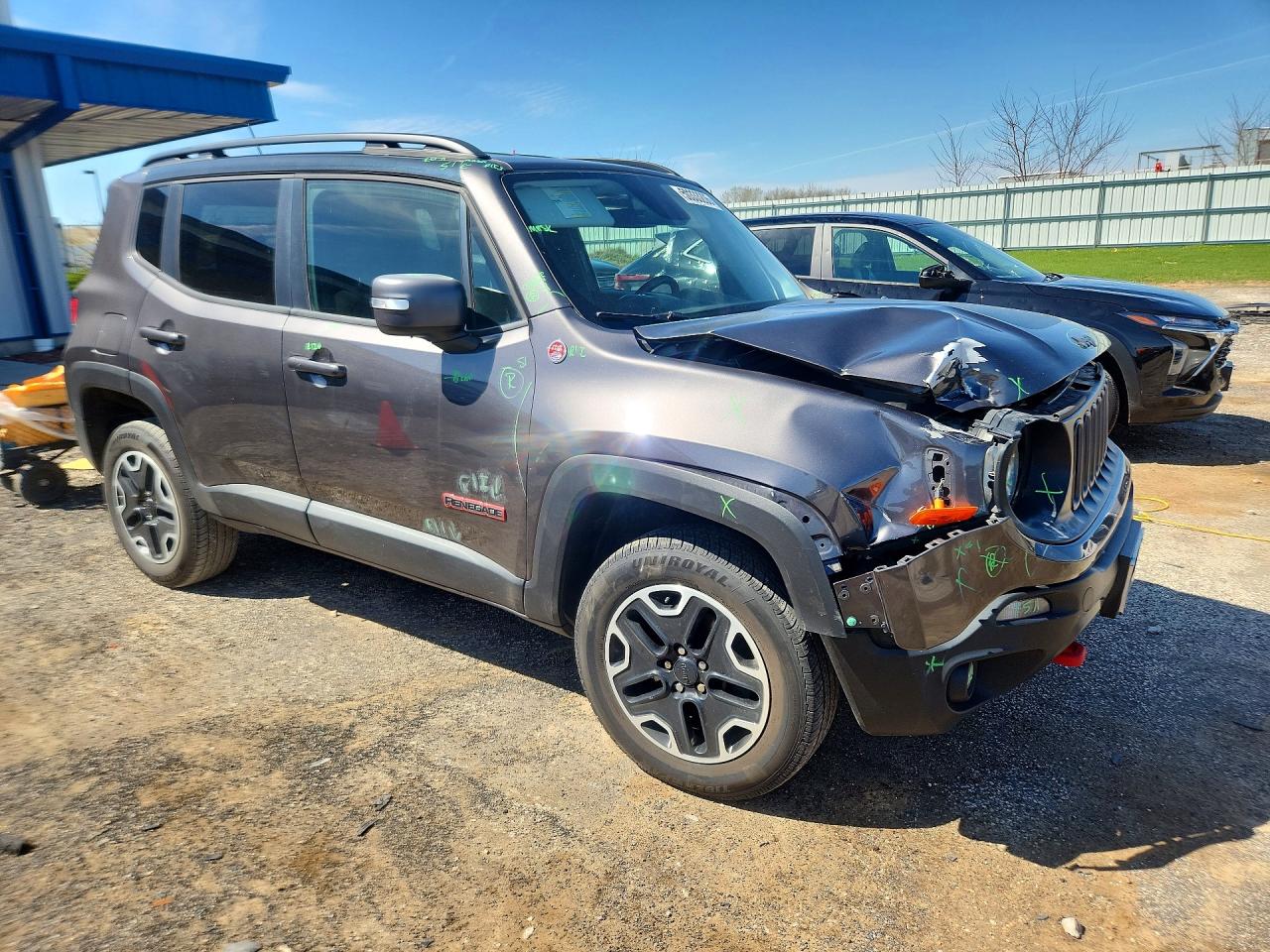 2017 JEEP RENEGADE TRAILHAWK photo 10