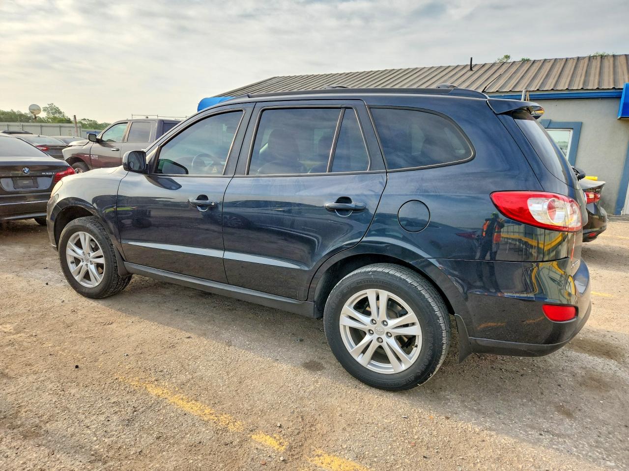 2010 HYUNDAI SANTA FE SE photo 3