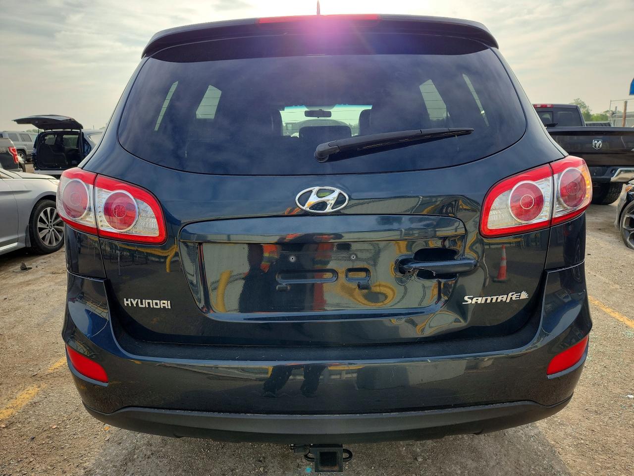 2010 HYUNDAI SANTA FE SE photo 11