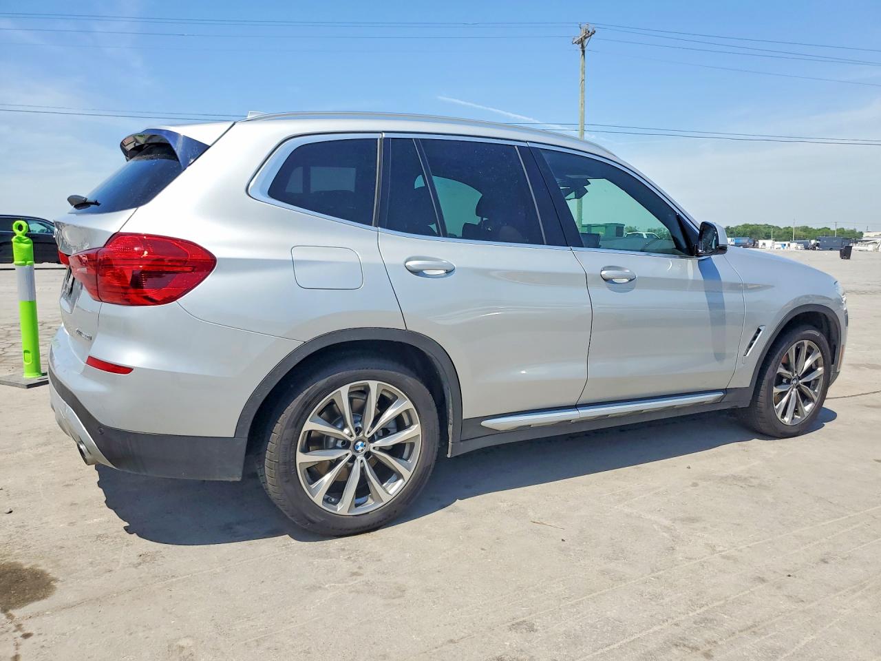 2019 BMW X3 XDRIVE30I photo 3