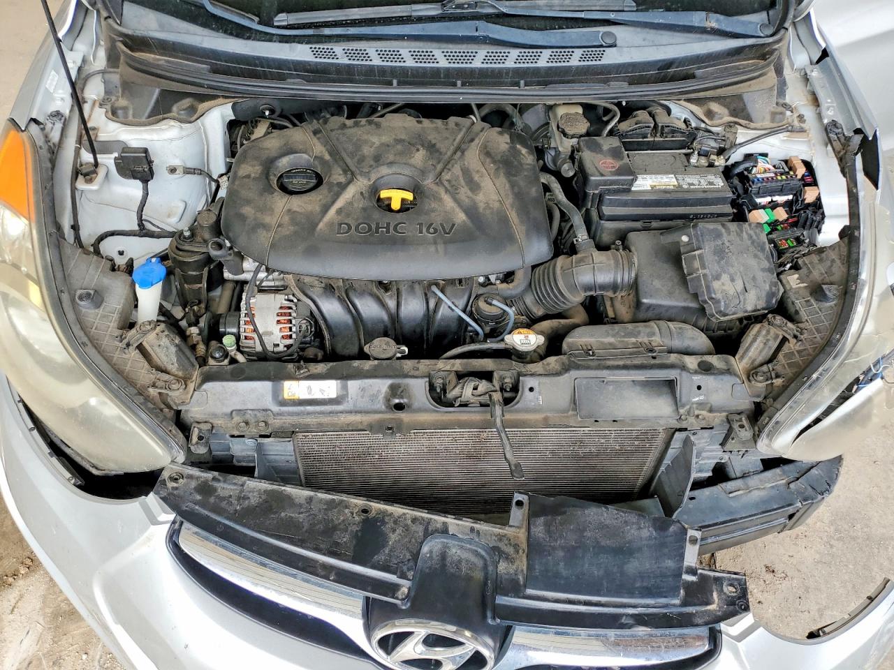 2013 HYUNDAI ELANTRA GLS photo 21