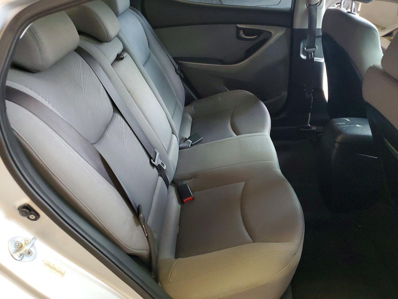 2013 HYUNDAI ELANTRA GLS photo 19