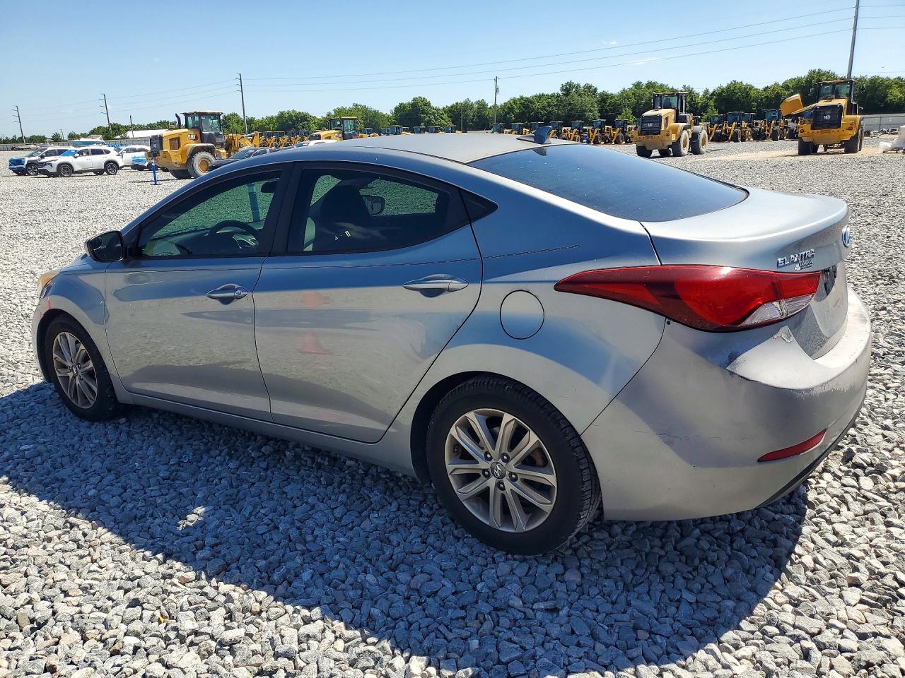 2015 HYUNDAI ELANTRA SE photo 2