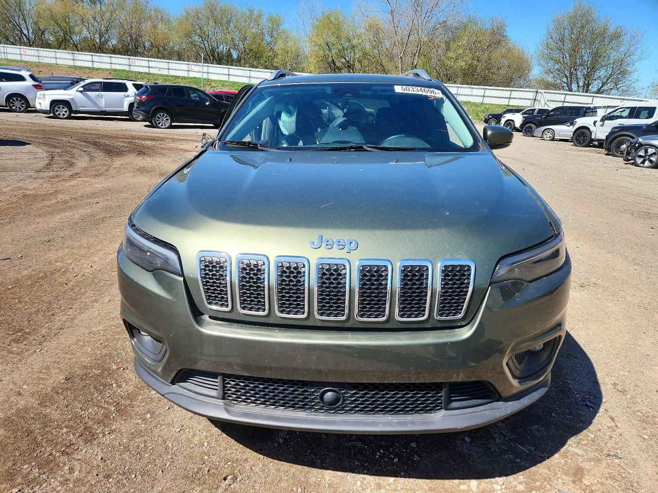 2021 JEEP CHEROKEE LATITUDE LUX photo 9