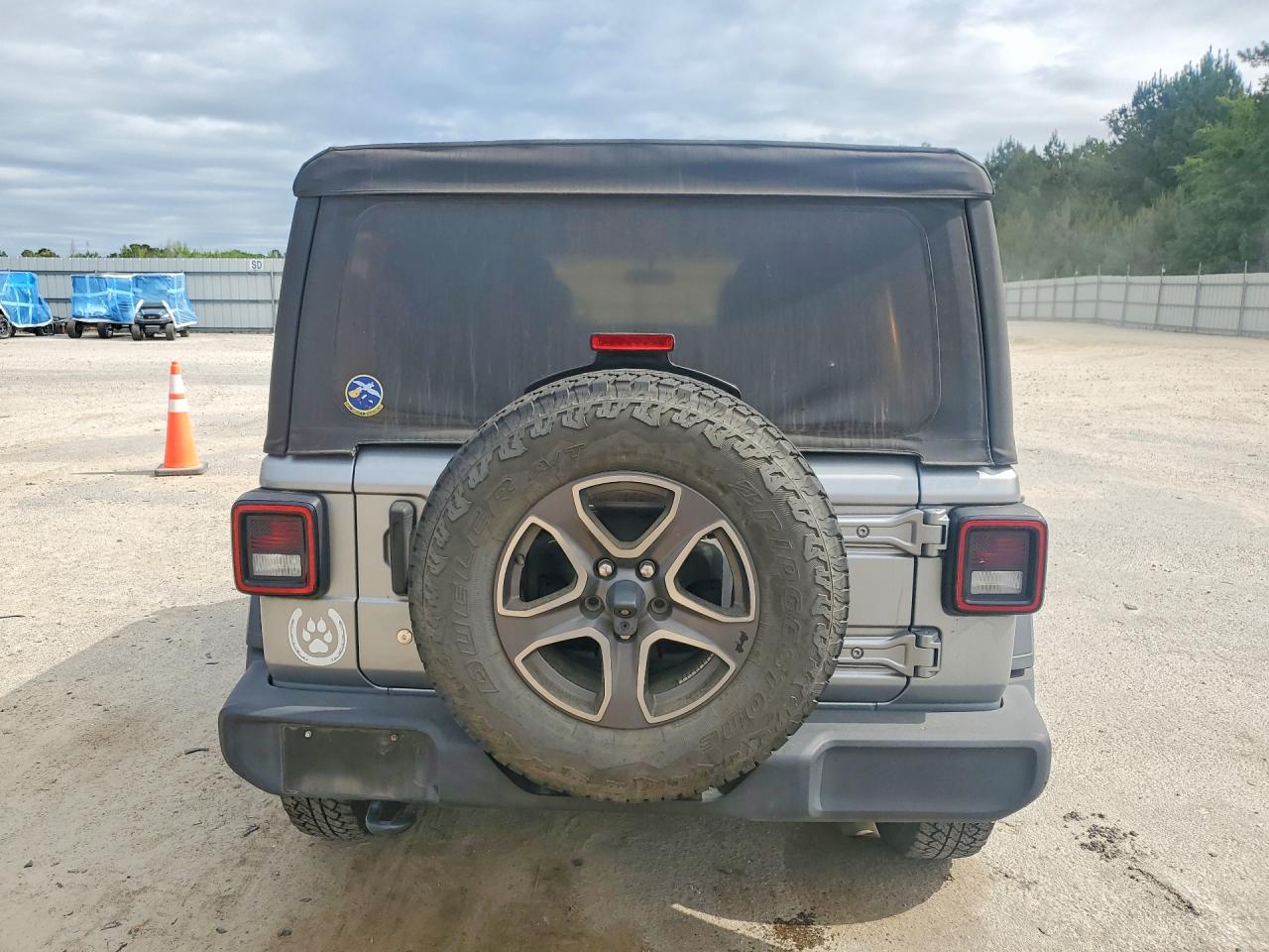 2018 JEEP WRANGLER UNLIMITED SPORT photo 11