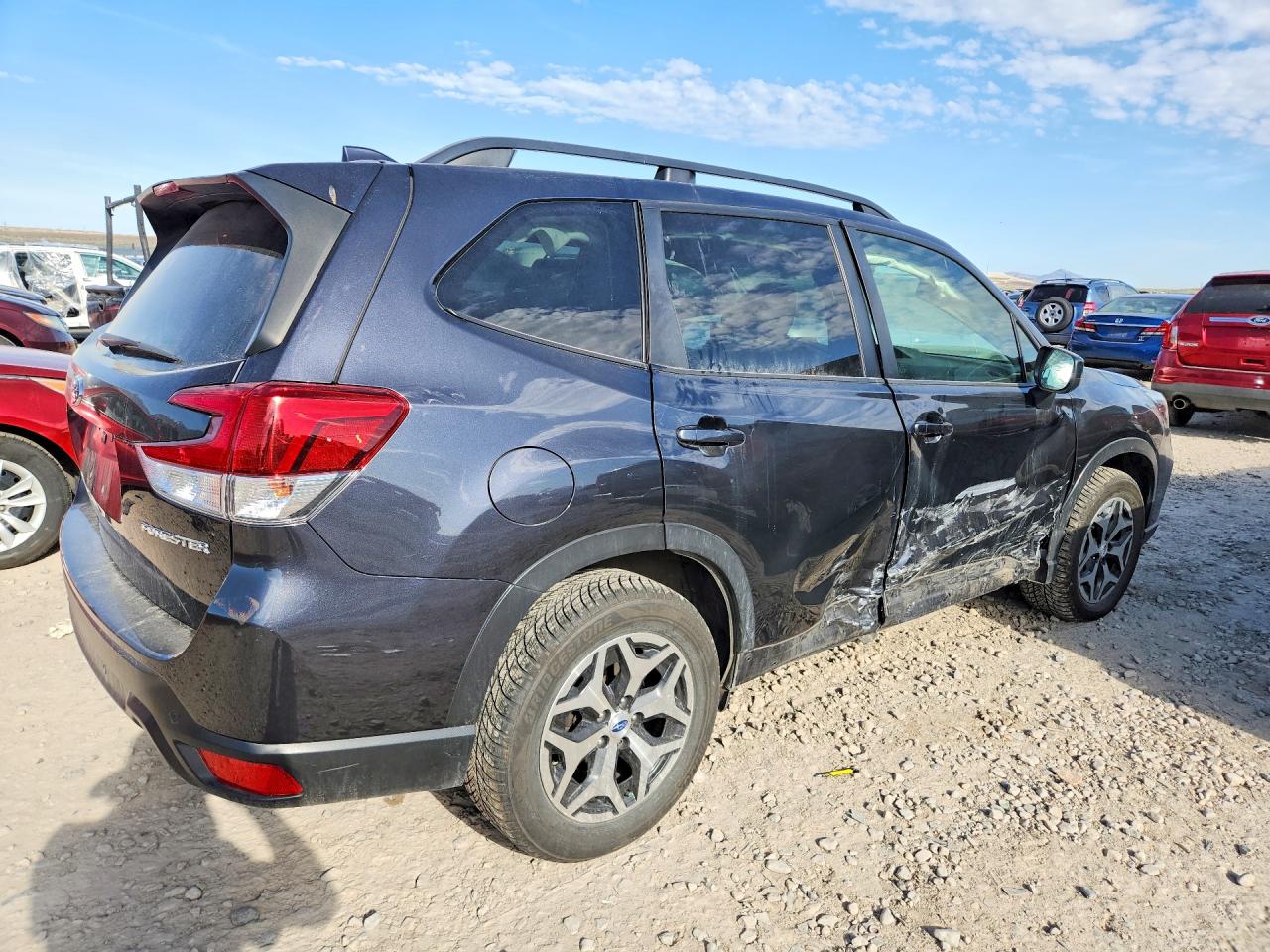 2019 SUBARU FORESTER PREMIUM photo 5