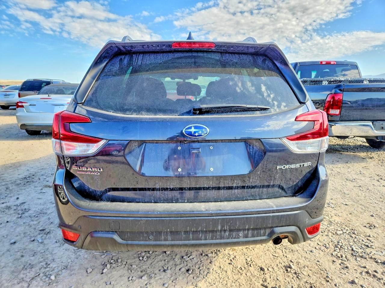 2019 SUBARU FORESTER PREMIUM photo 11