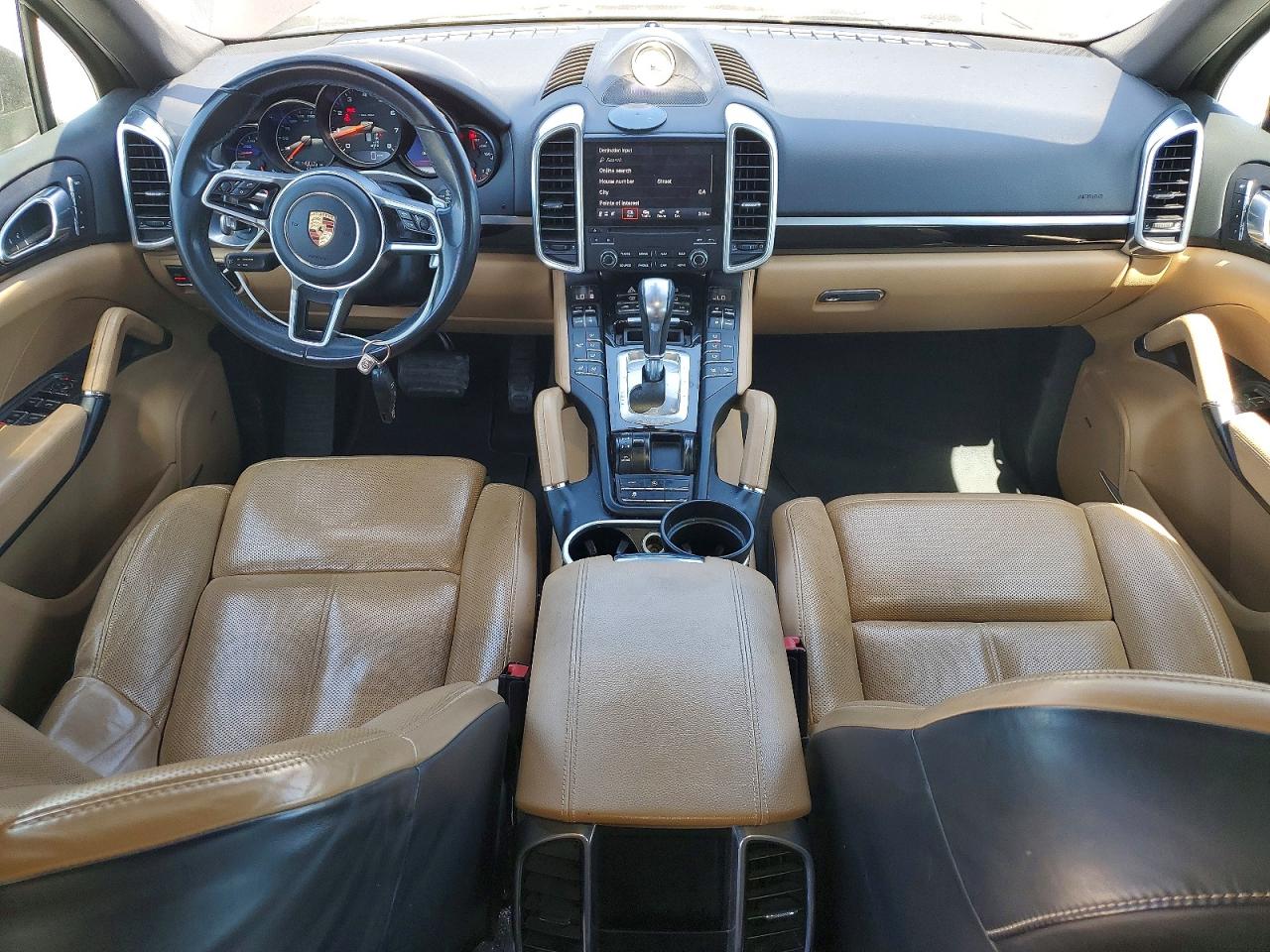 2018 PORSCHE CAYENNE photo 15