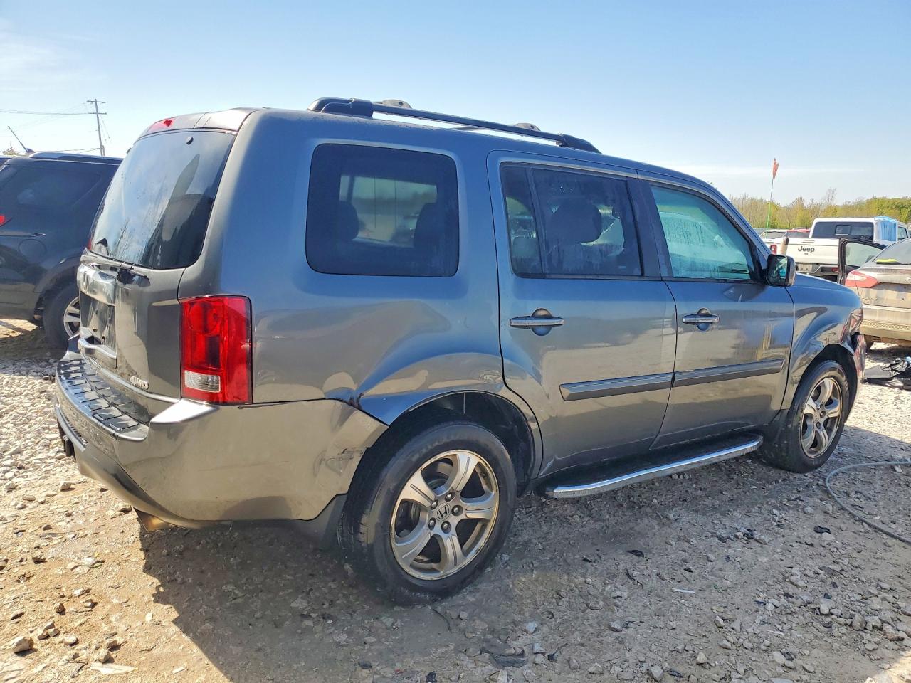 2012 HONDA PILOT EXL photo 5
