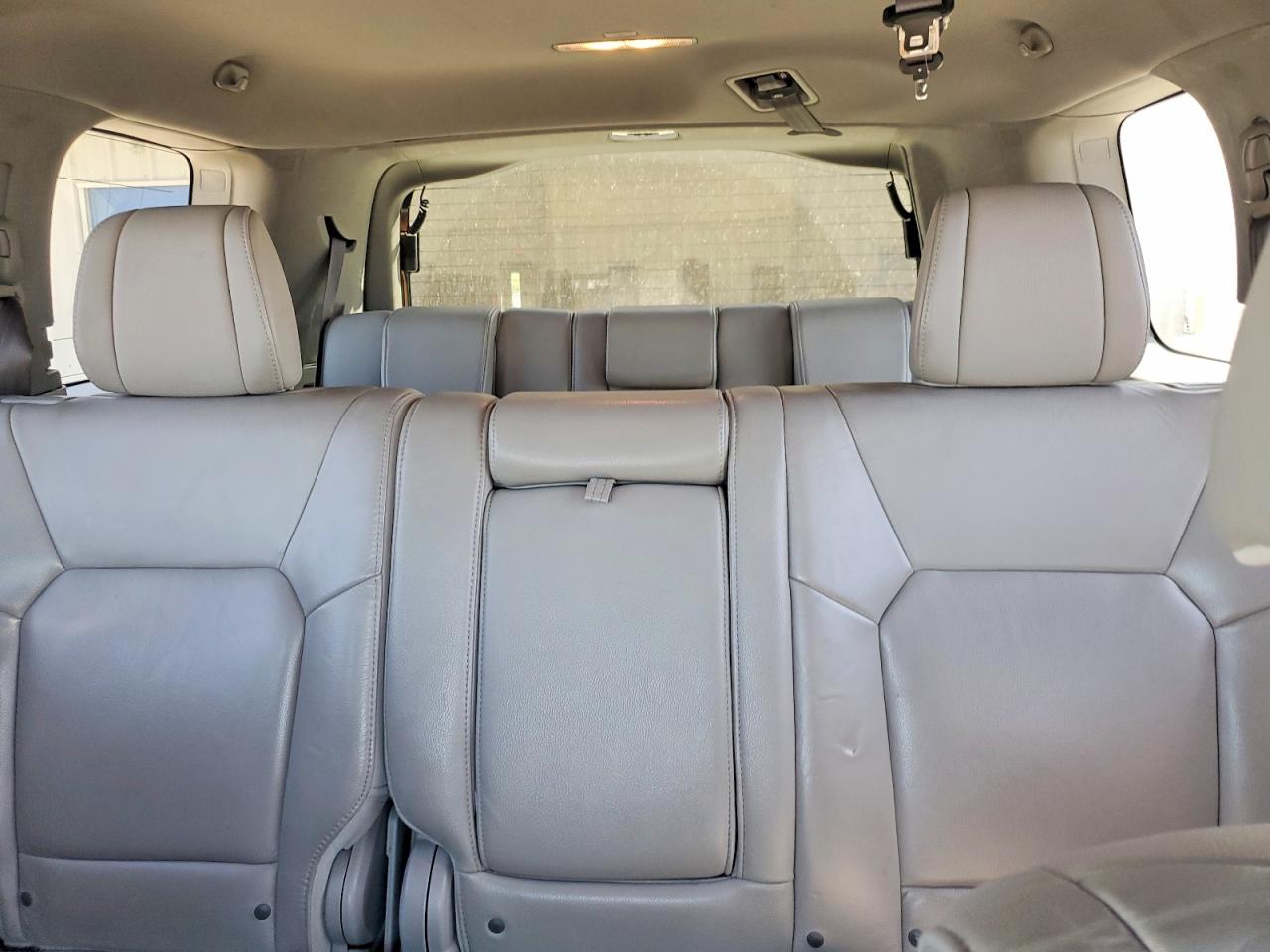 2012 HONDA PILOT EXL photo 19