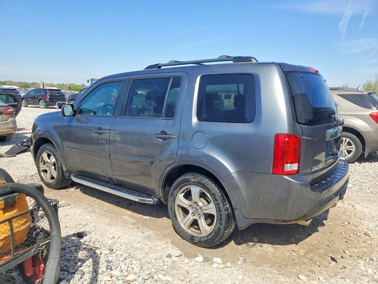 2012 HONDA PILOT EXL photo 3