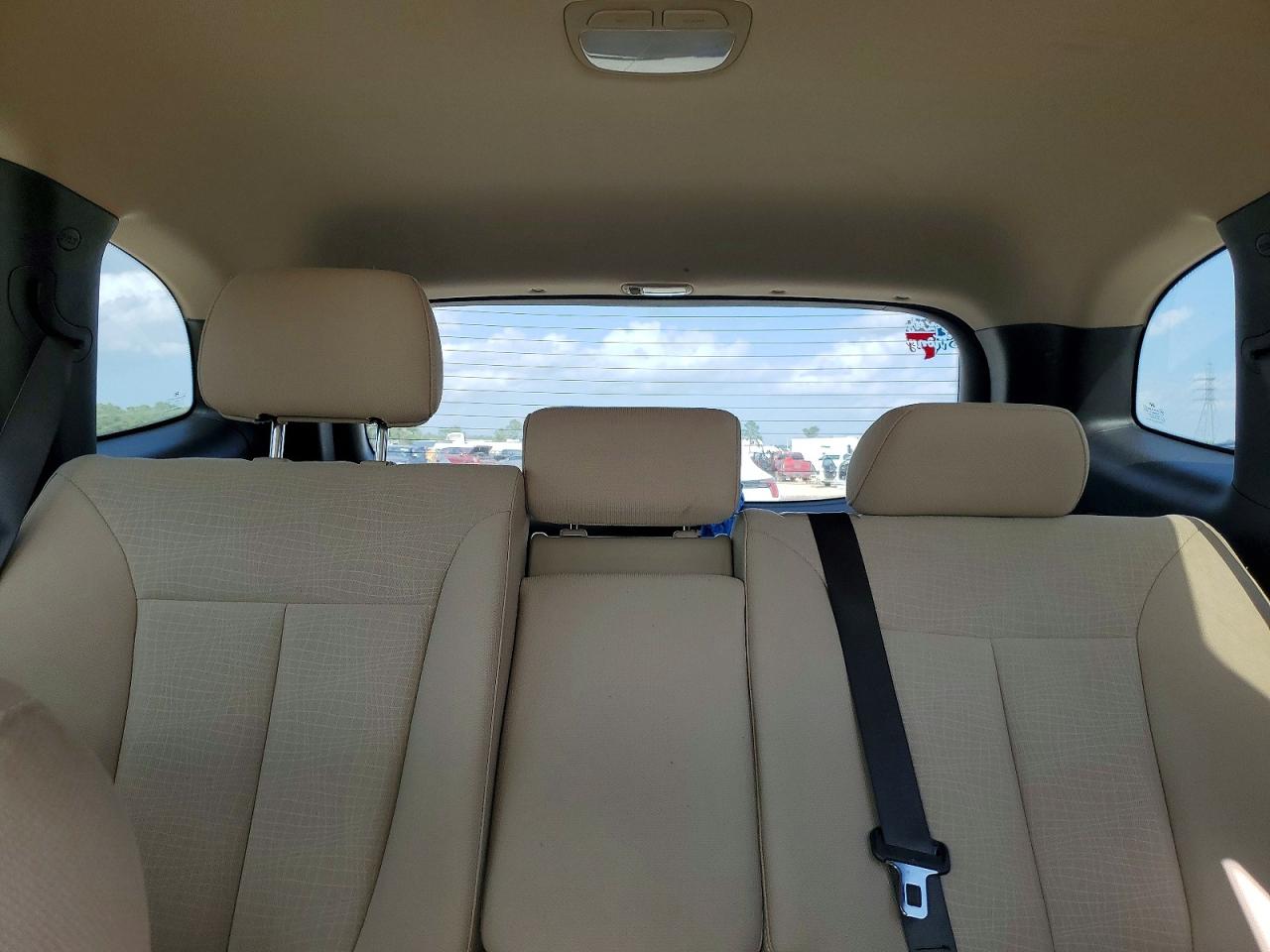 2011 HYUNDAI SANTA FE GLS photo 19