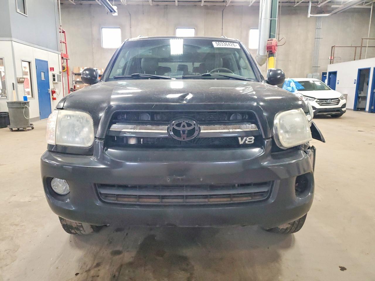 2005 TOYOTA SEQUOIA LIMITED photo 9