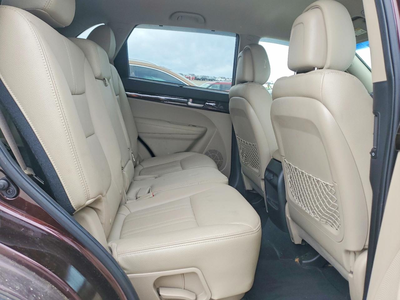 2014 KIA SORENTO LX photo 31