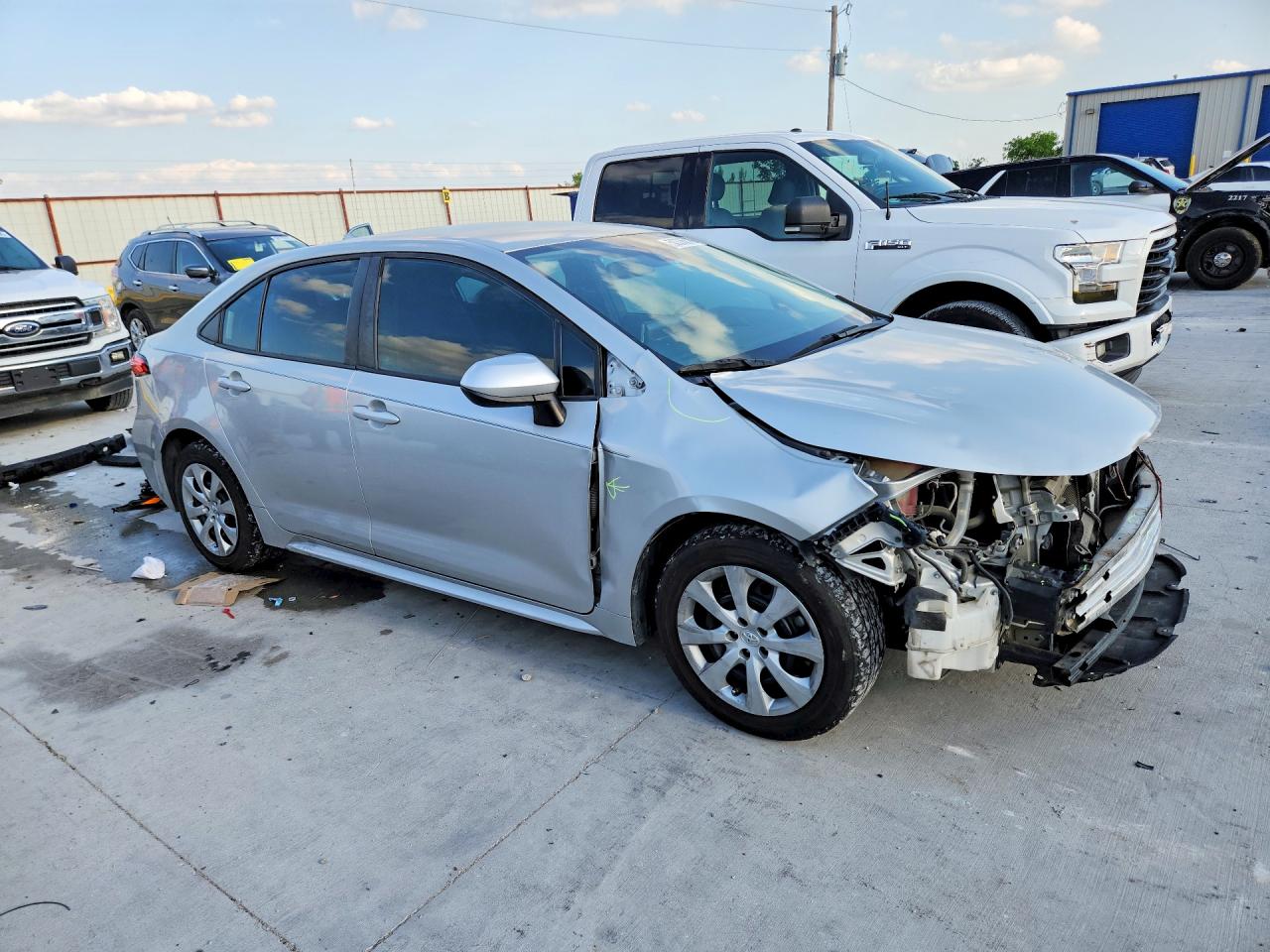 2020 TOYOTA COROLLA LE photo 7