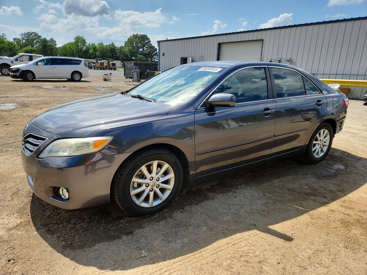 2011 TOYOTA CAMRY
