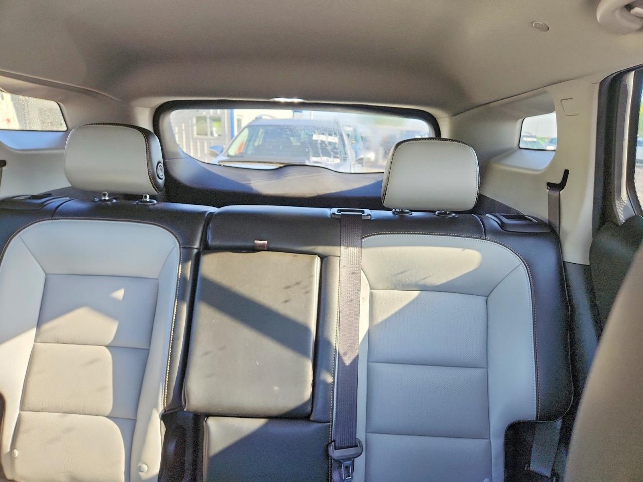 2018 GMC TERRAIN SLT photo 19