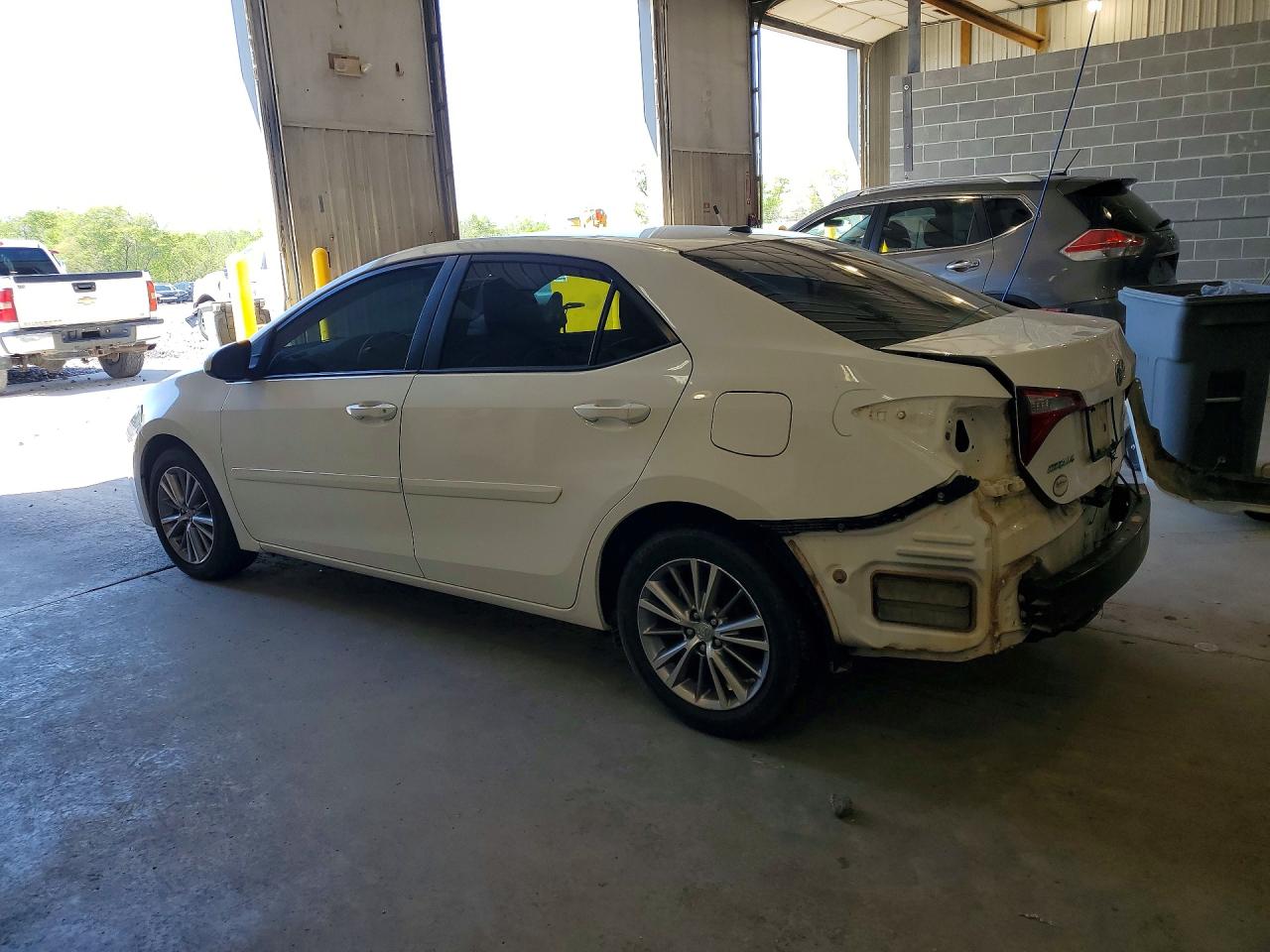 2015 TOYOTA COROLLA LE PREMIUM photo 4