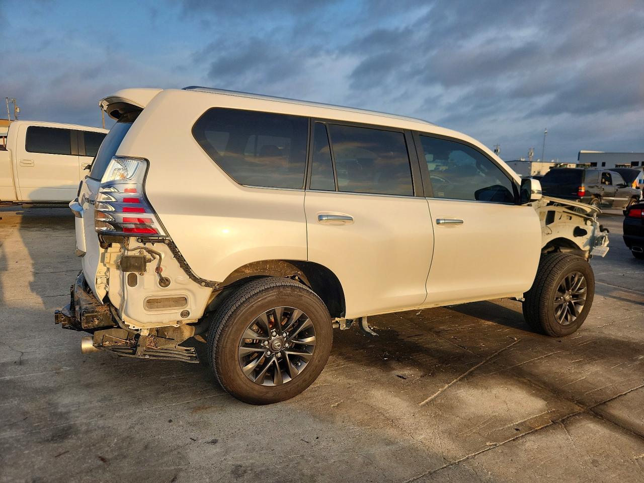 2020 LEXUS GX 460 PREMIUM photo 5