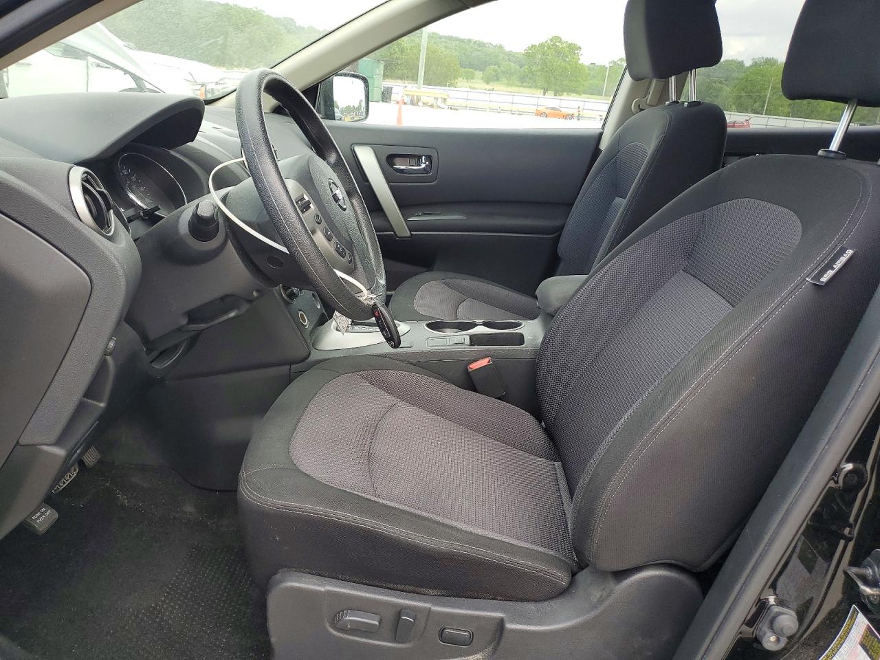 2013 NISSAN ROGUE S photo 7