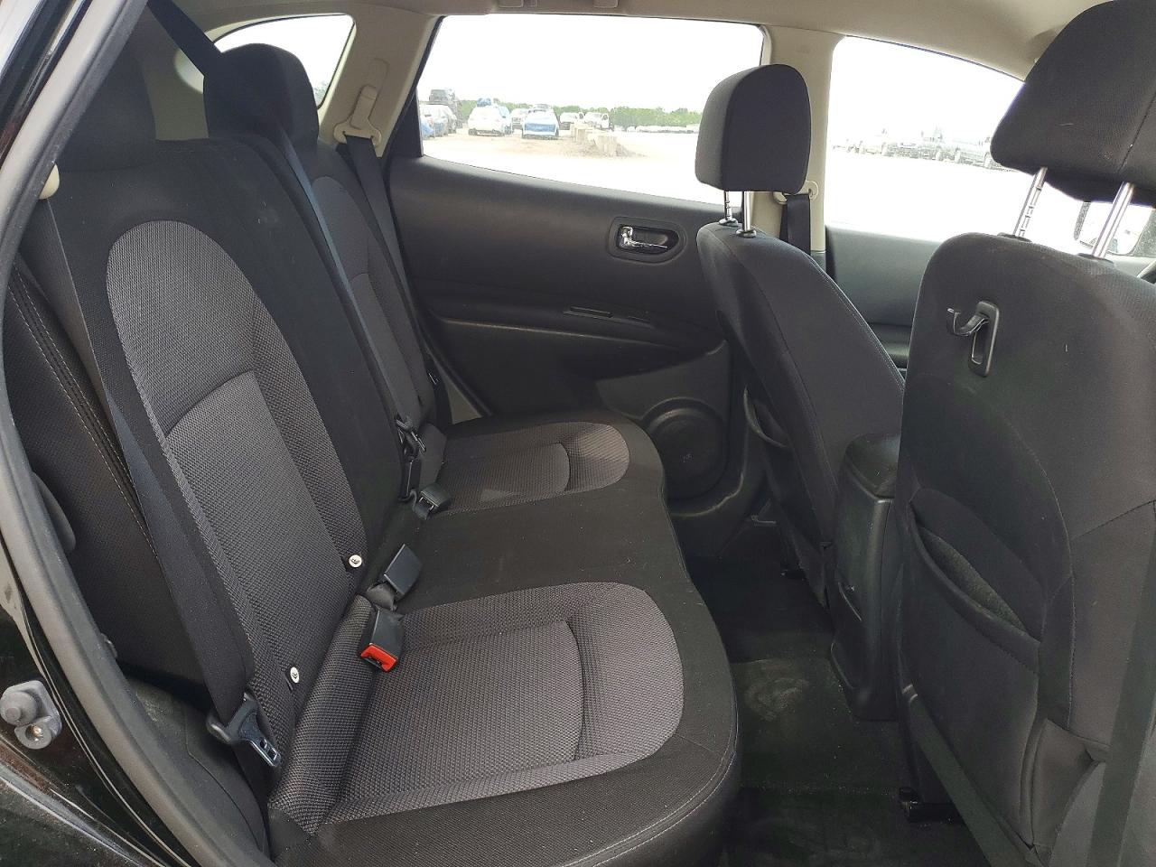 2013 NISSAN ROGUE S photo 11