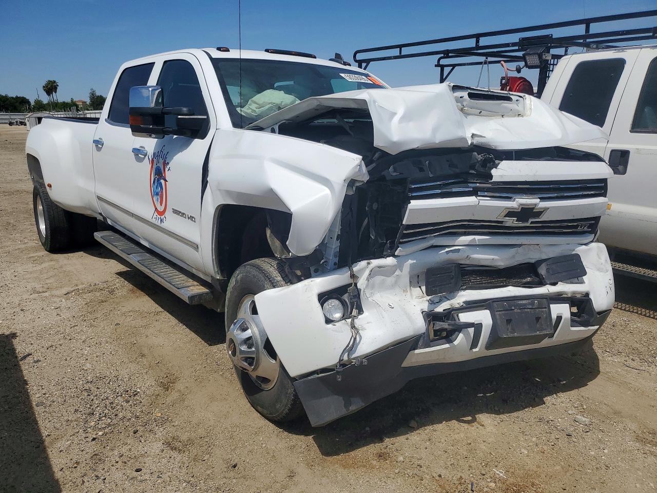 2019 CHEVROLET SILVERADO K3500 LTZ photo 7