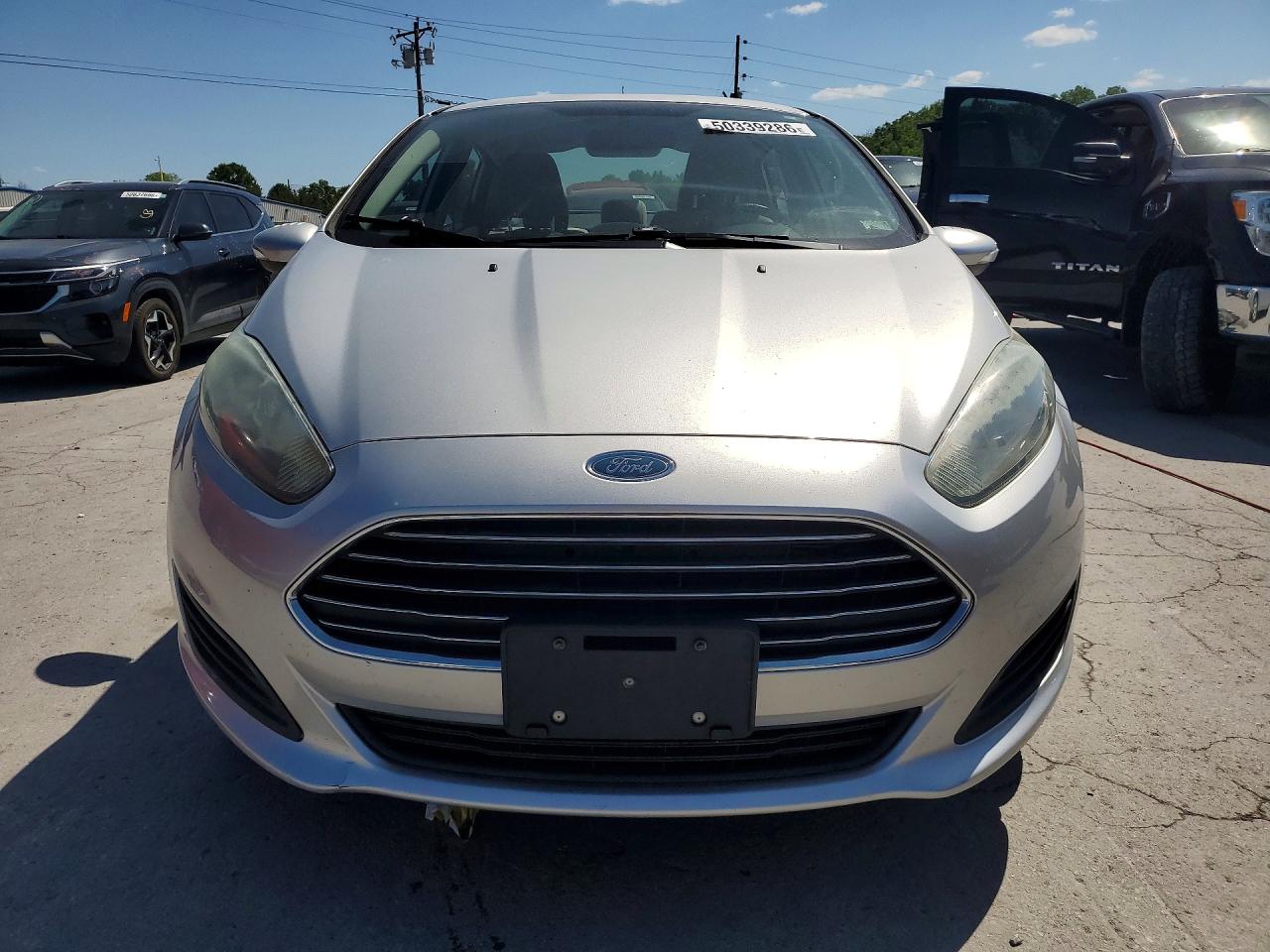 2015 FORD FIESTA SE photo 9