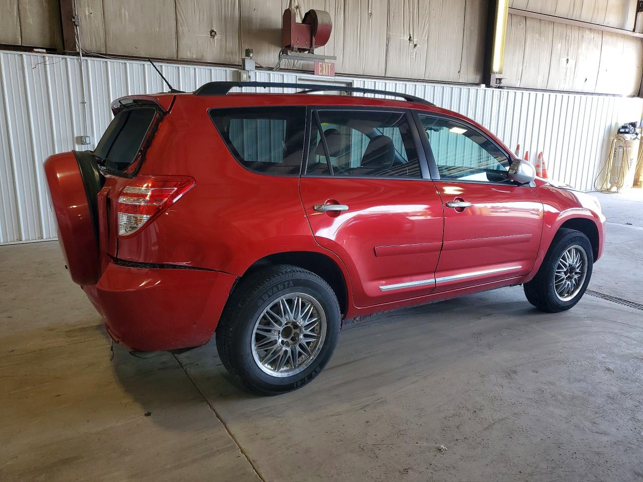 2012 TOYOTA RAV4 BASE photo 7