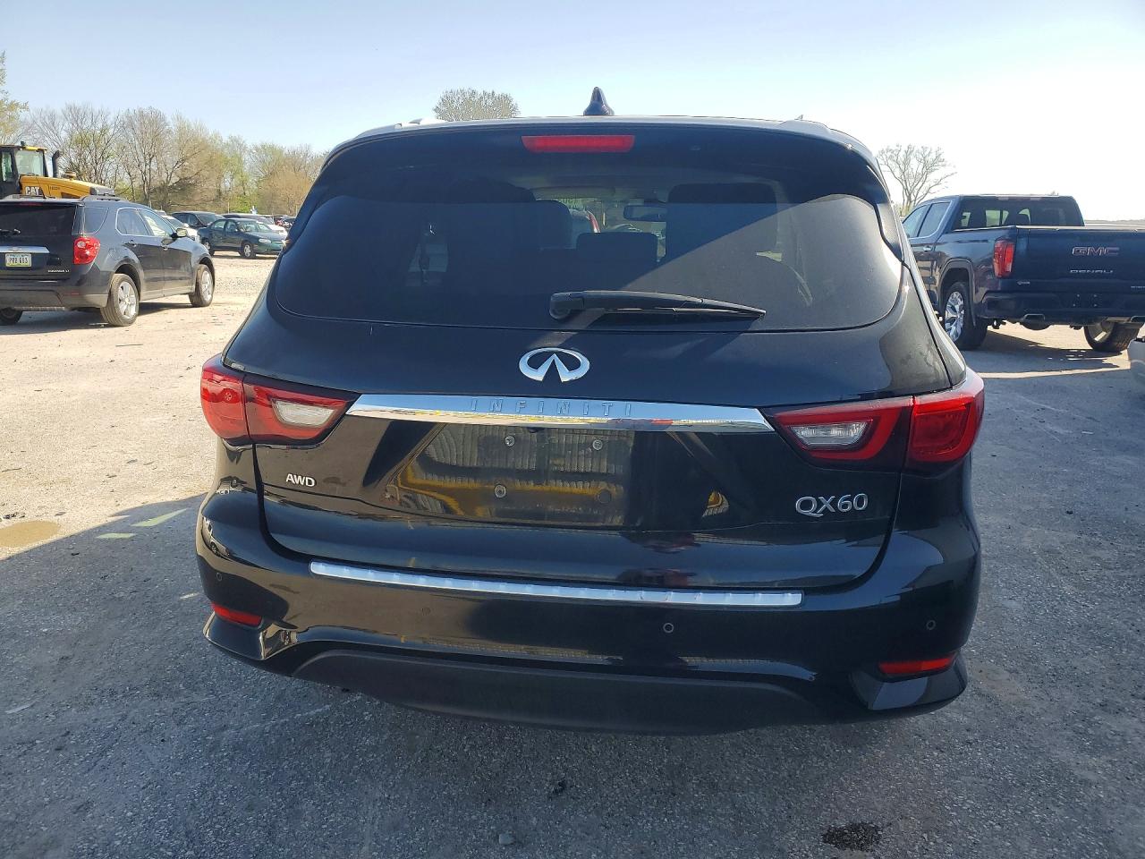 2020 INFINITI QX60 LUXE photo 11