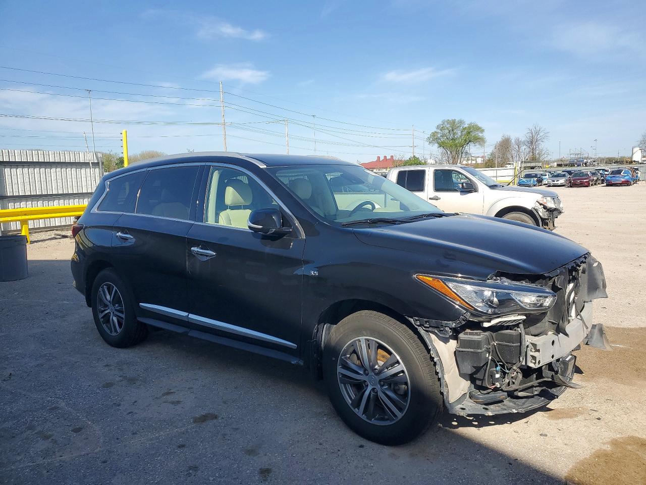 2020 INFINITI QX60 LUXE photo 7
