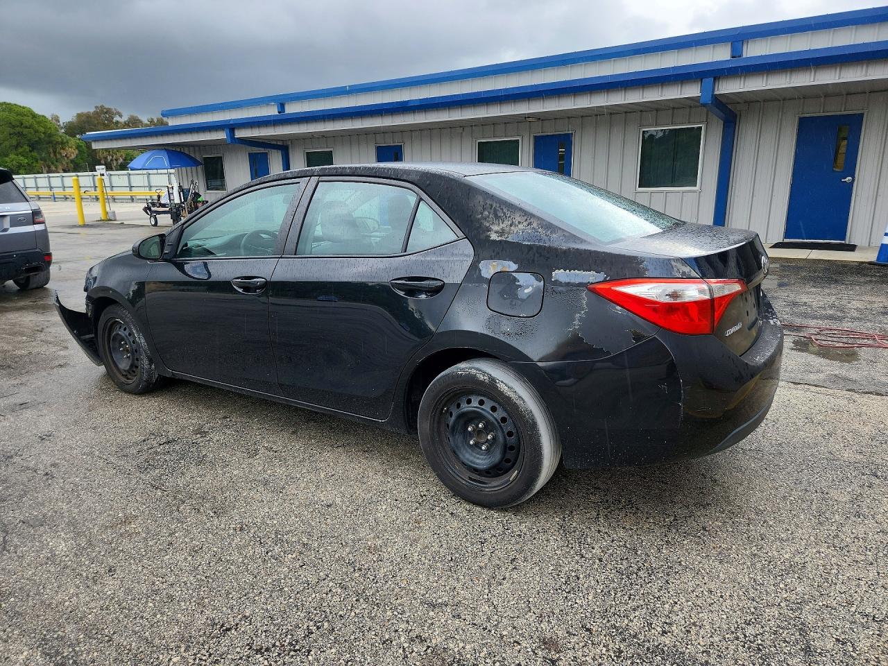 2016 TOYOTA COROLLA LE photo 4