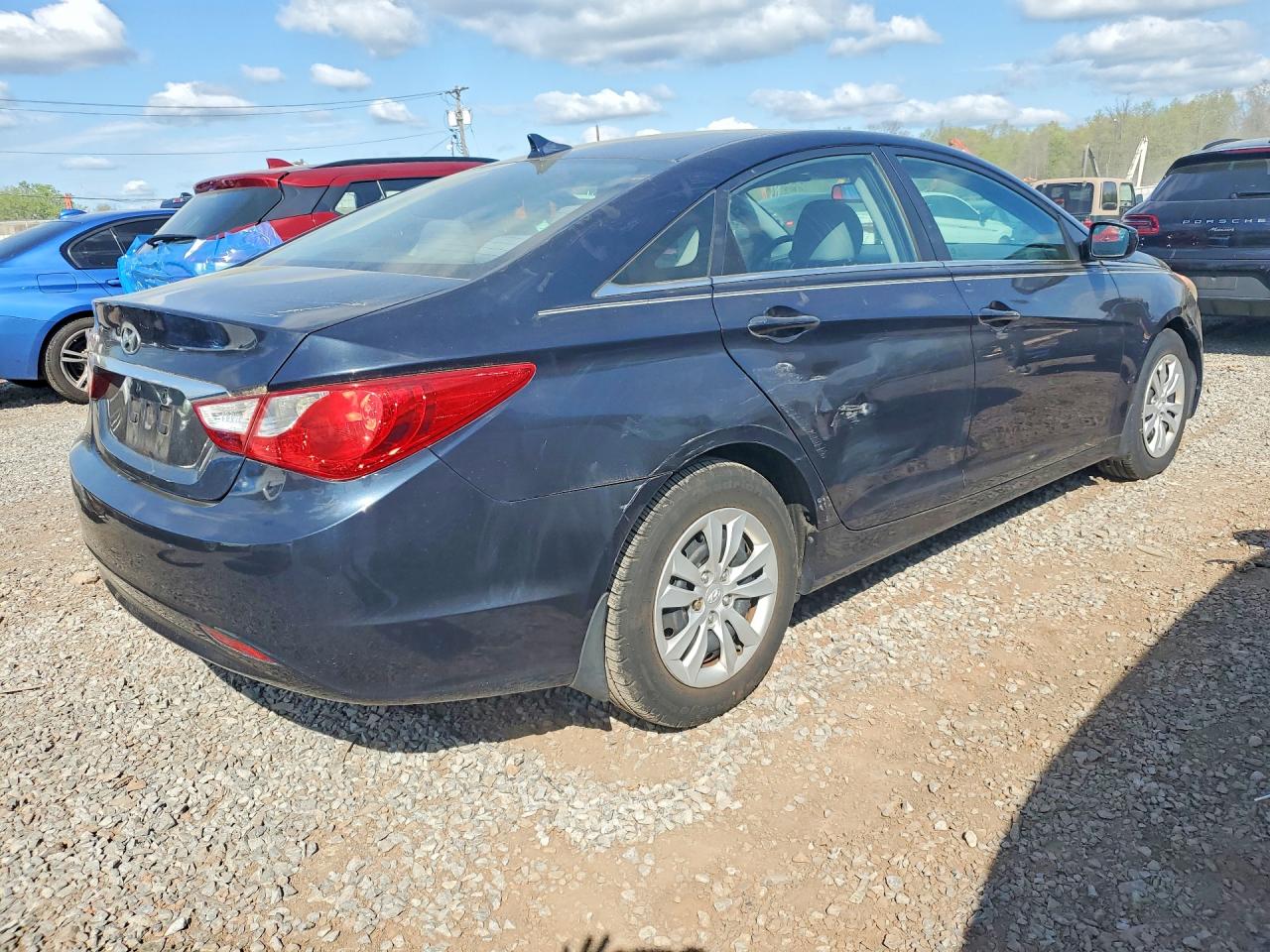 2011 HYUNDAI SONATA GLS photo 5