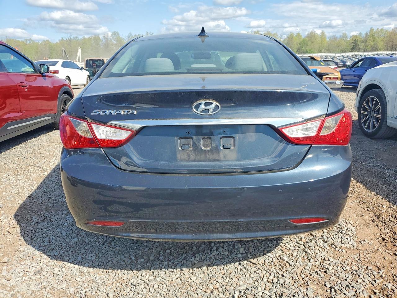 2011 HYUNDAI SONATA GLS photo 11