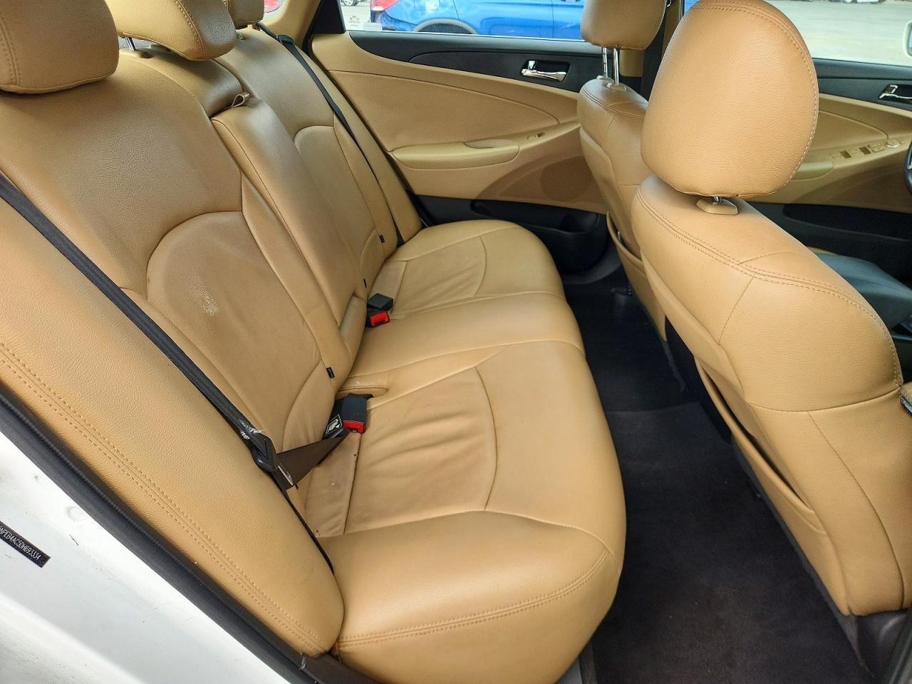 2013 HYUNDAI SONATA GLS photo 10