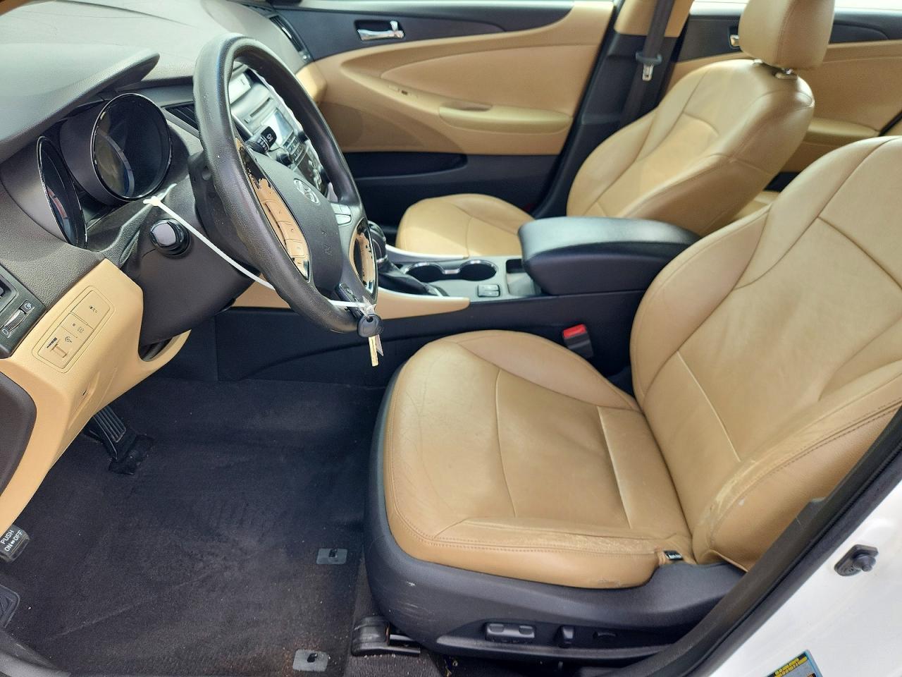 2013 HYUNDAI SONATA GLS photo 7