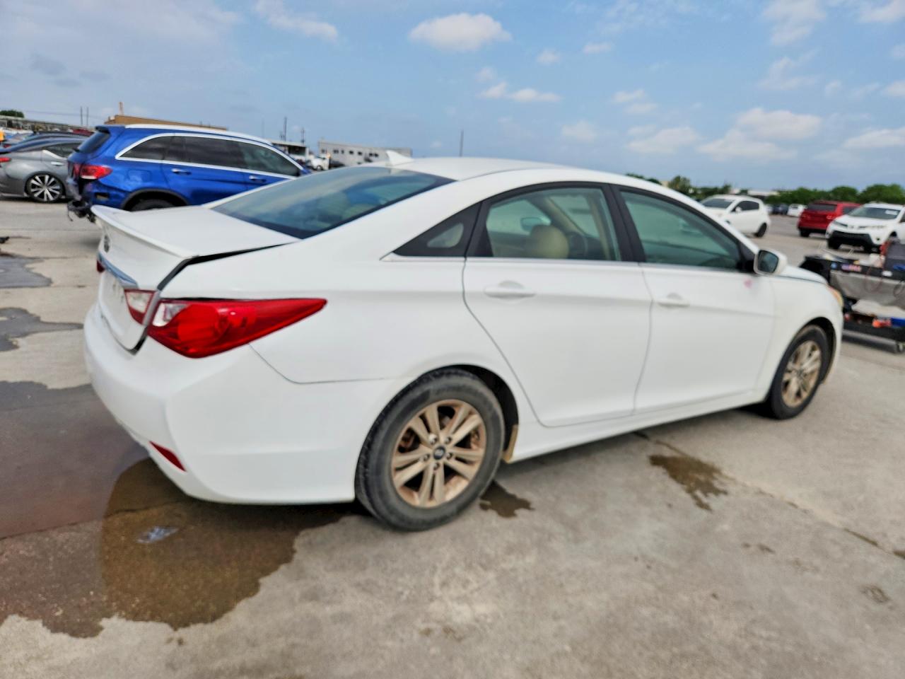 2013 HYUNDAI SONATA GLS photo 3