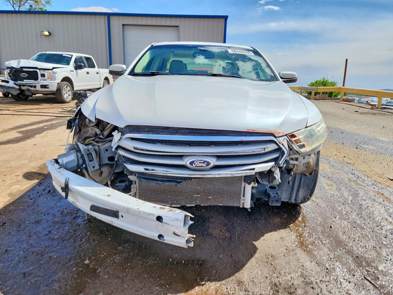 2014 FORD TAURUS SEL photo 13