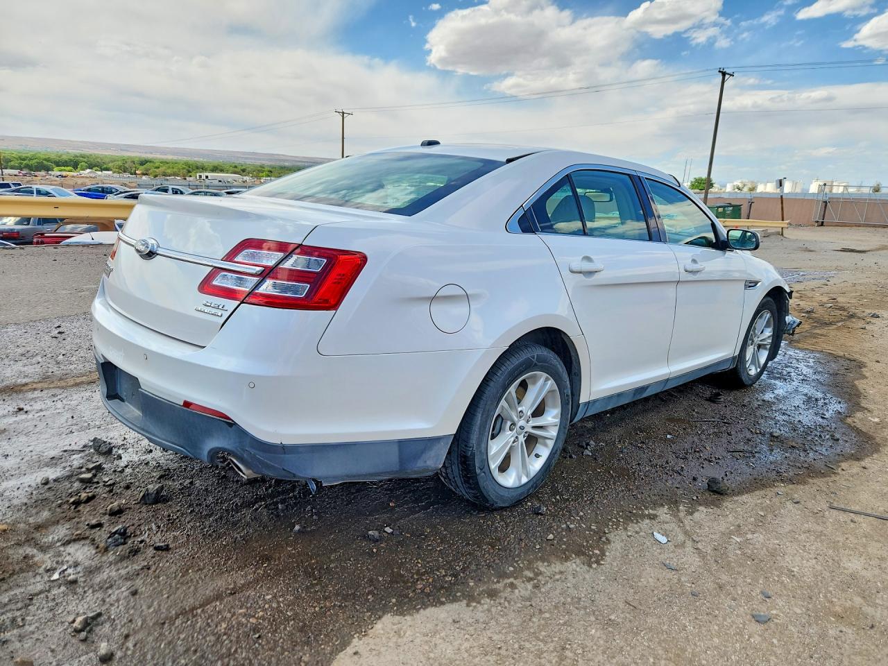2014 FORD TAURUS SEL photo 7