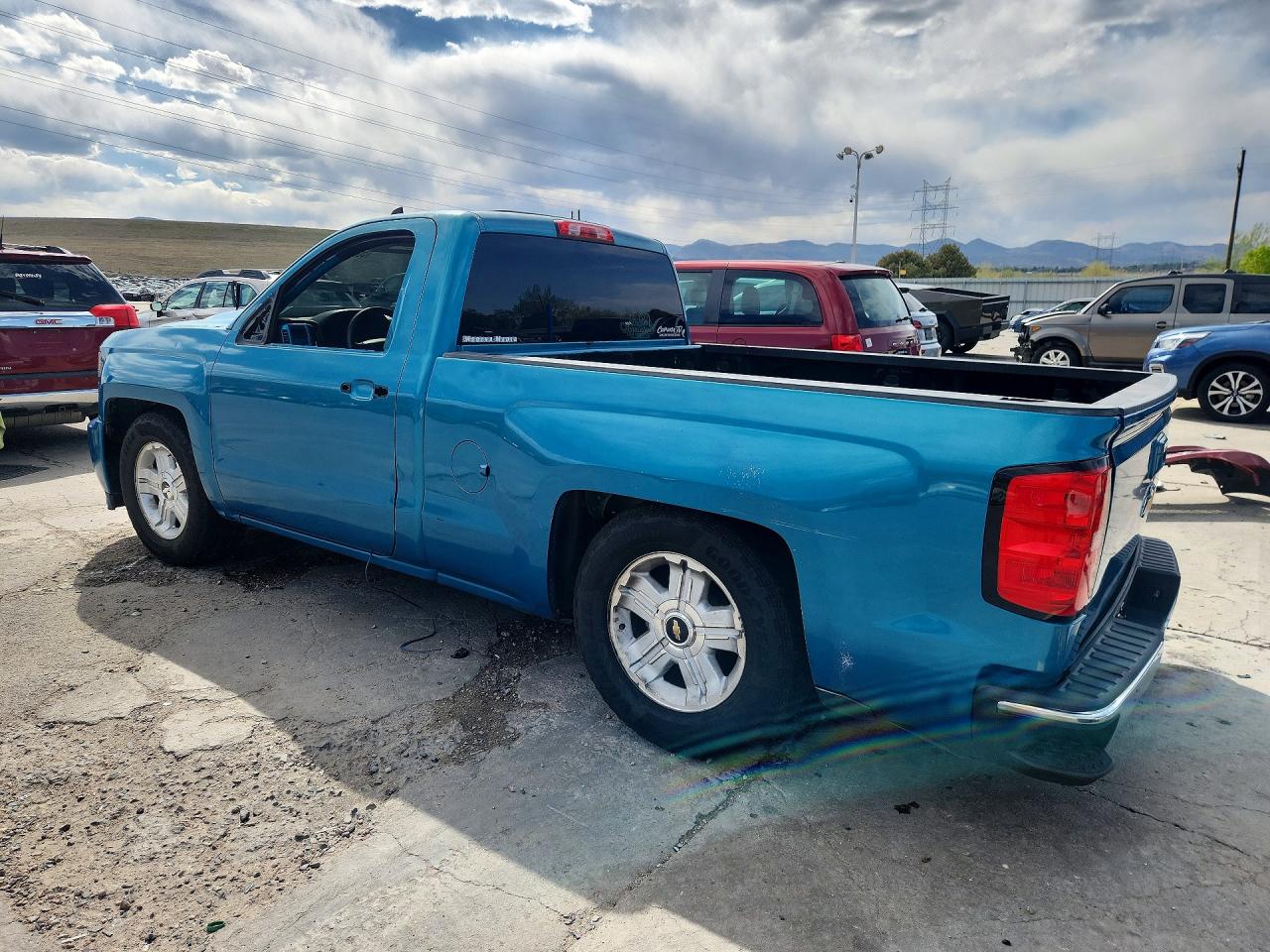 2015 CHEVROLET SILVERADO C1500 photo 3