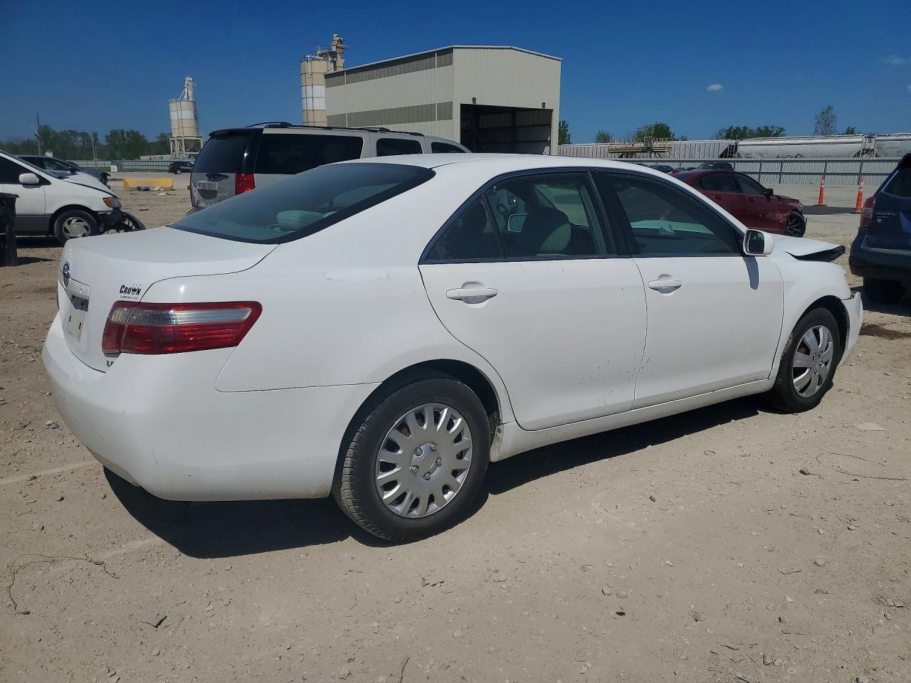 2007 TOYOTA CAMRY LE photo 3